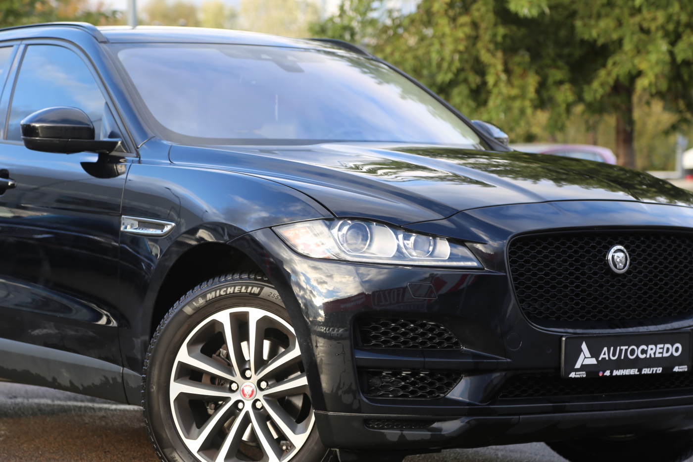 Jaguar F-Pace