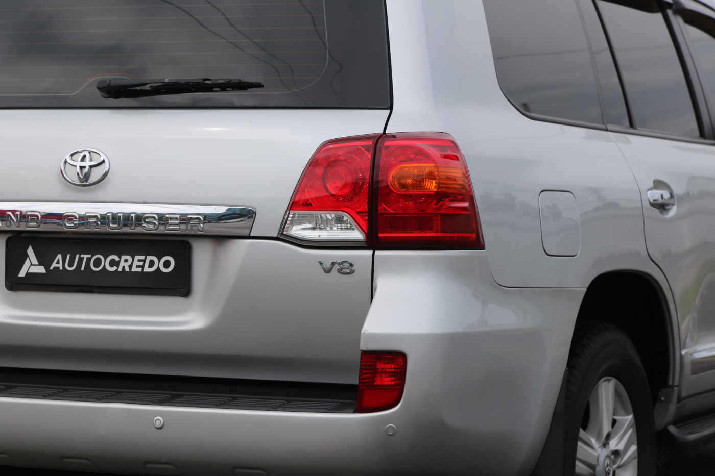 Toyota Land Cruiser (все)
