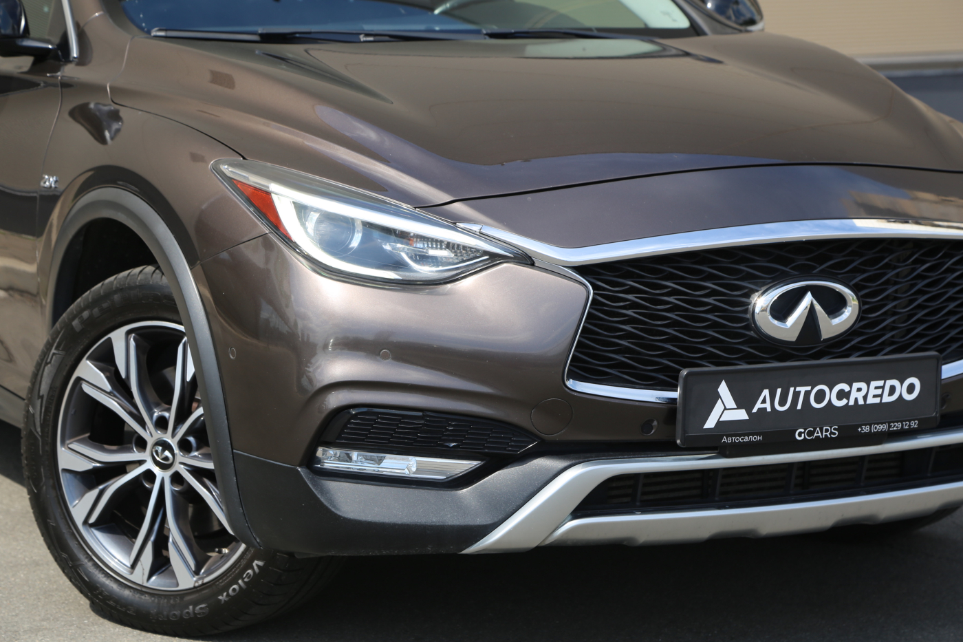 Infiniti QX30