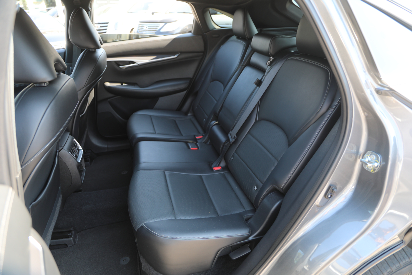 Infiniti QX55