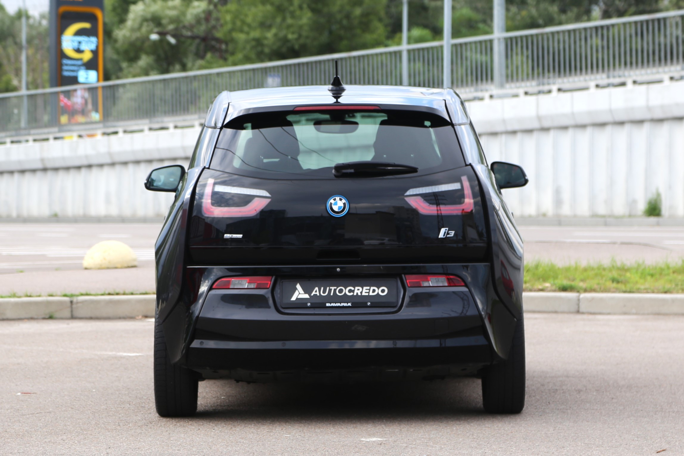 BMW I3