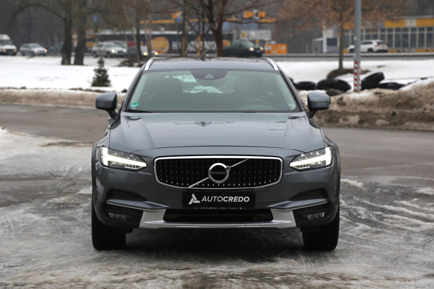 Volvo V90