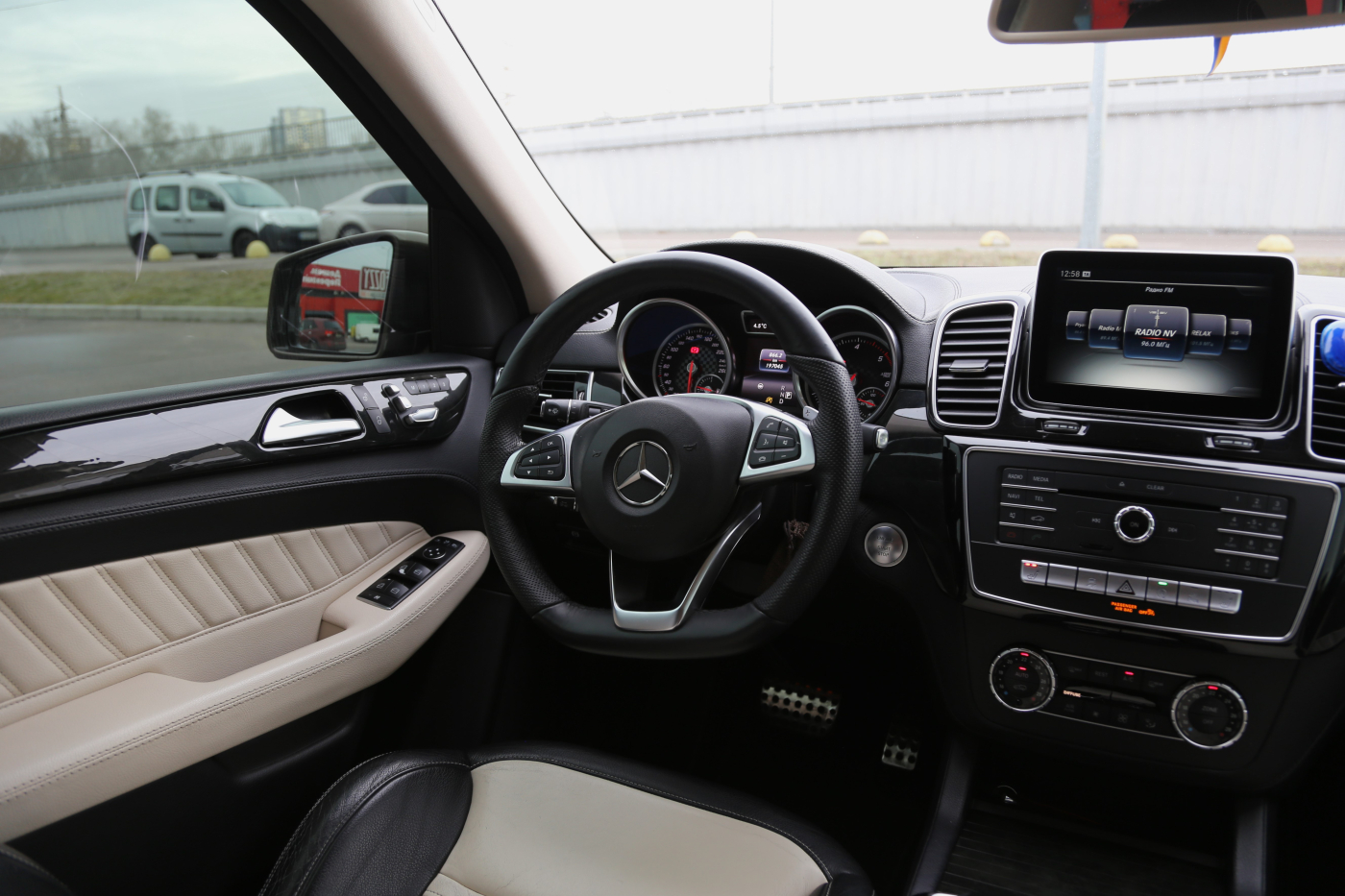Mercedes-Benz GLE-Class
