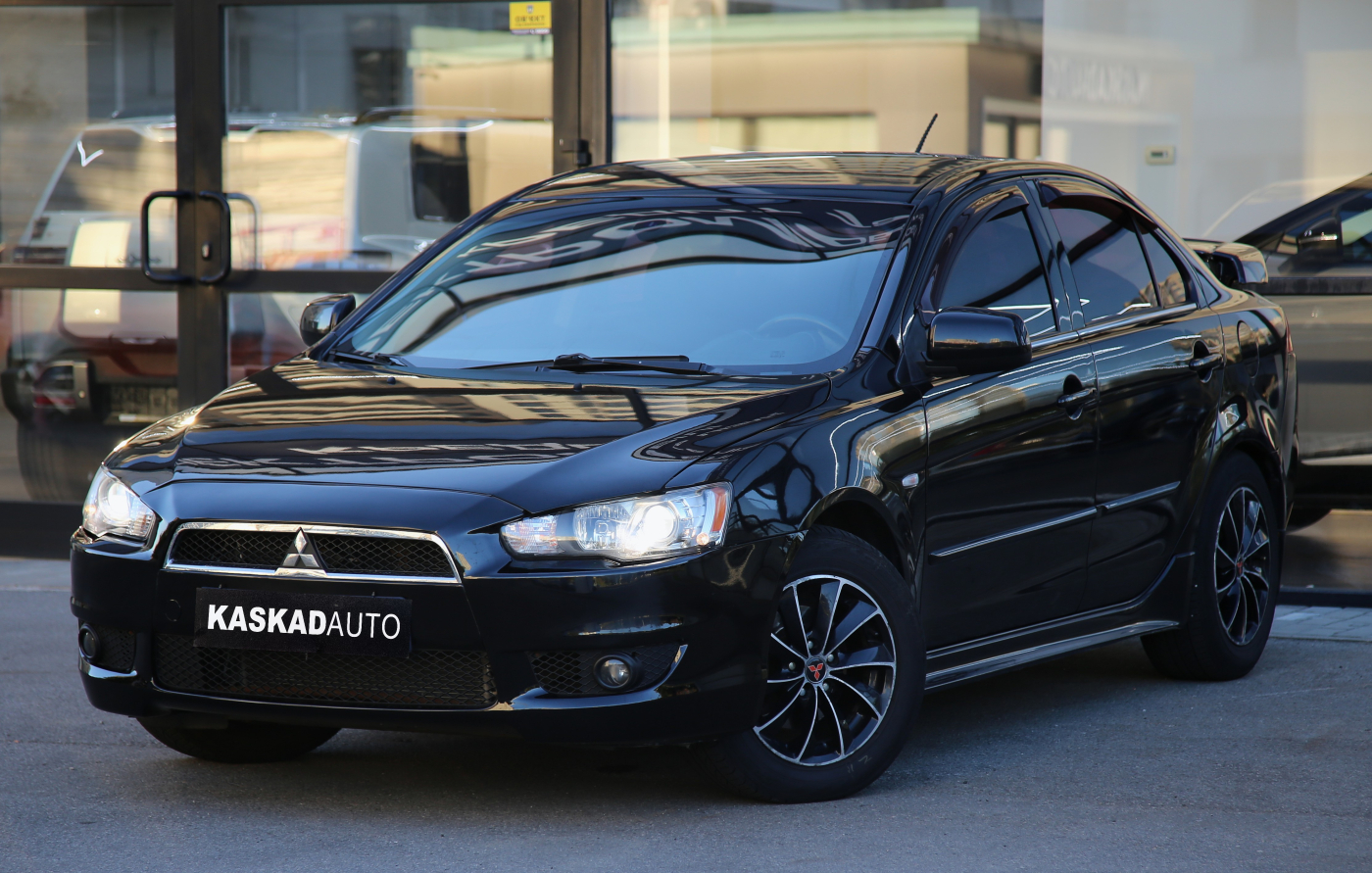 Mitsubishi Lancer