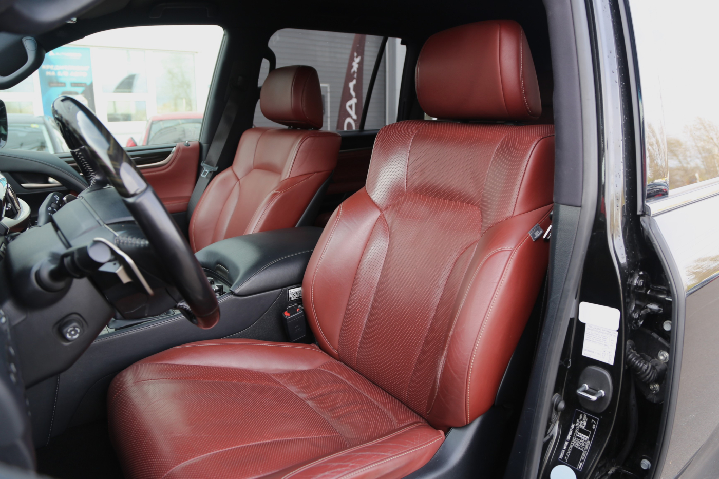 Lexus LX