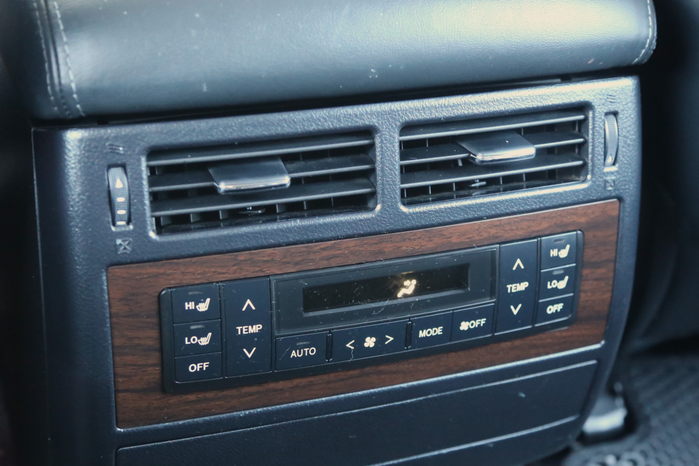 Toyota Land Cruiser (все)