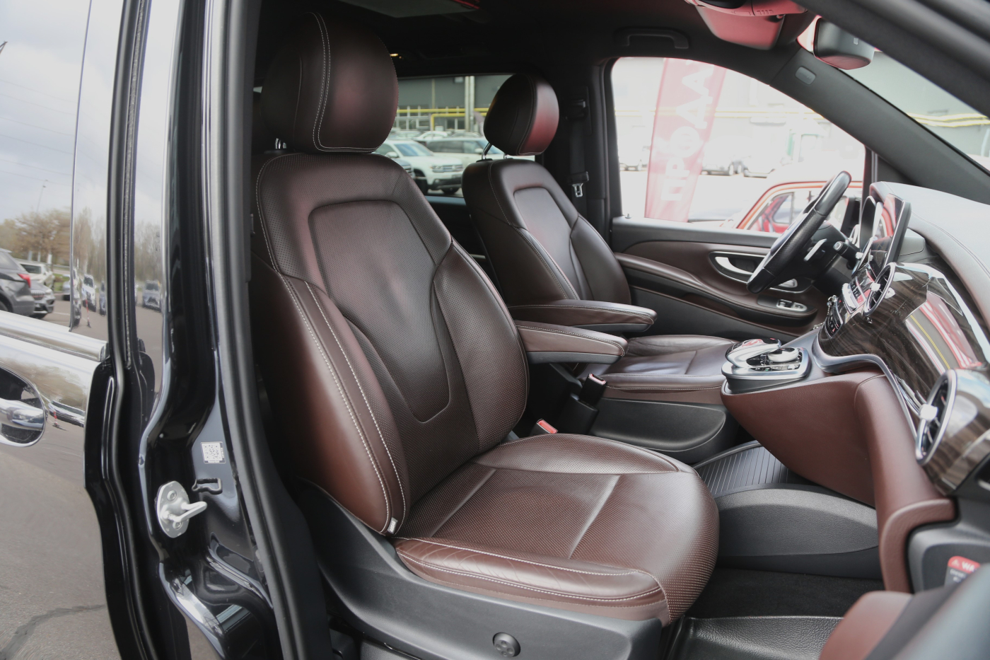 Mercedes-Benz V-Class