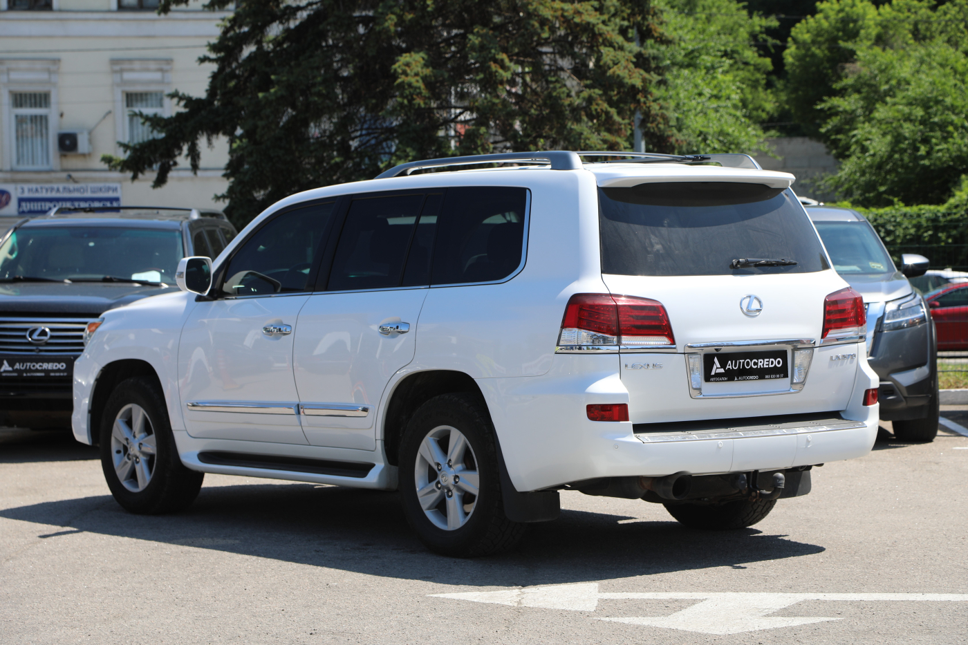 Lexus LX