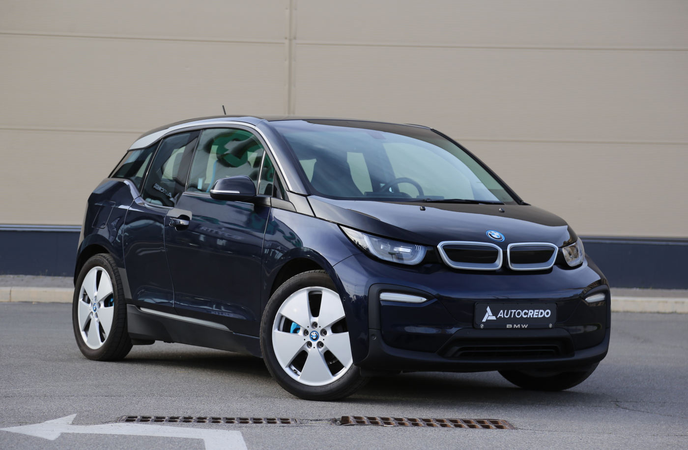 BMW I3