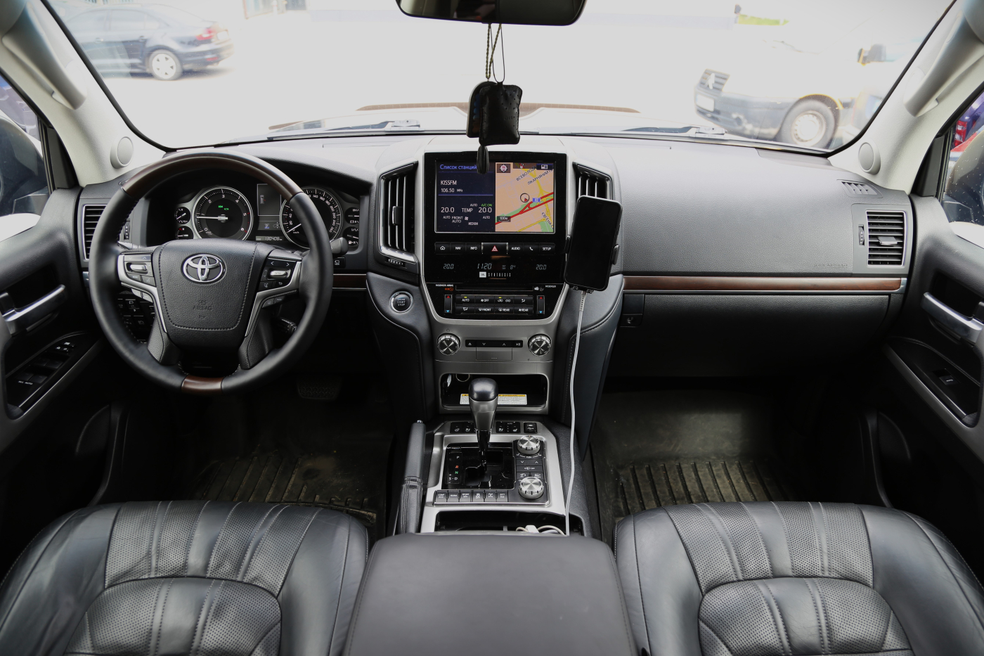 Toyota Land Cruiser (все)