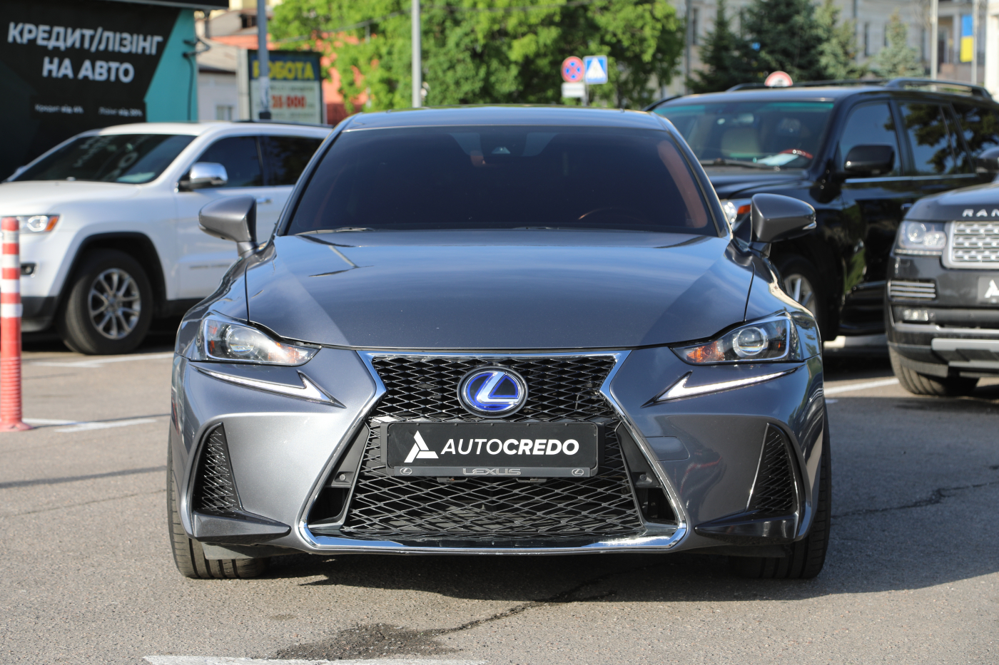 Lexus IS