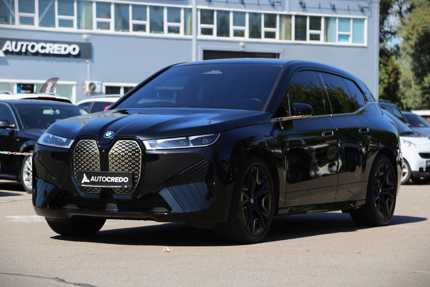 BMW iX