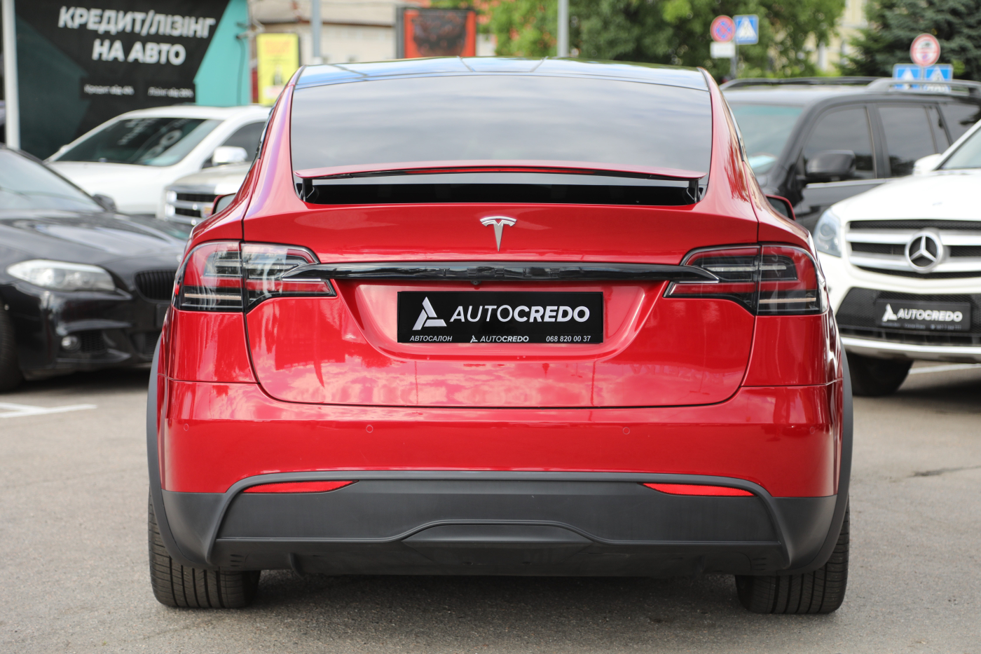 Tesla Model X