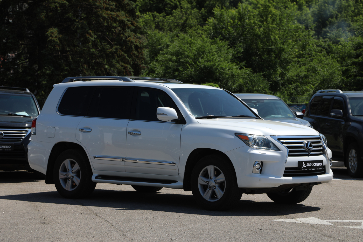 Lexus LX
