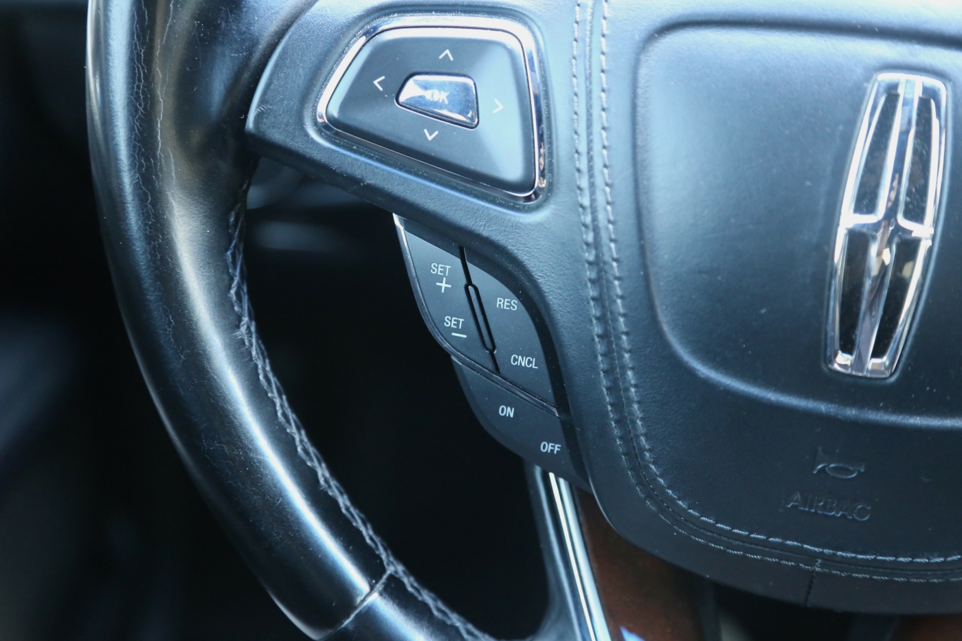 Lincoln MKZ