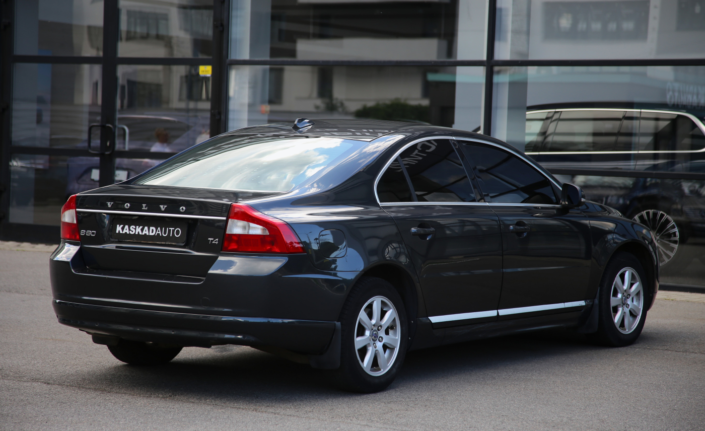 Volvo S80