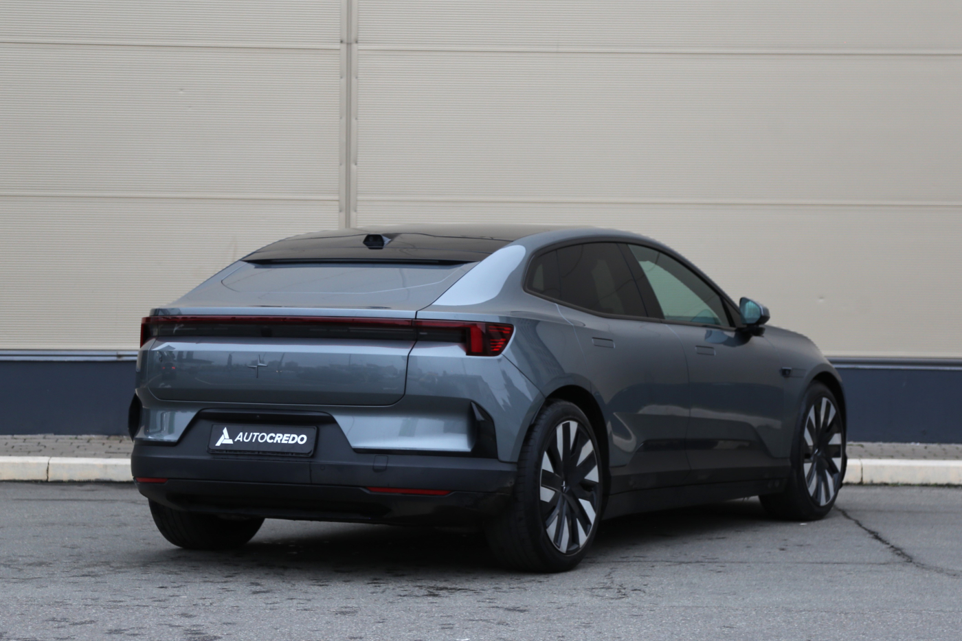 Polestar 4
