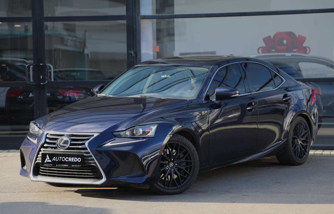 Lexus IS