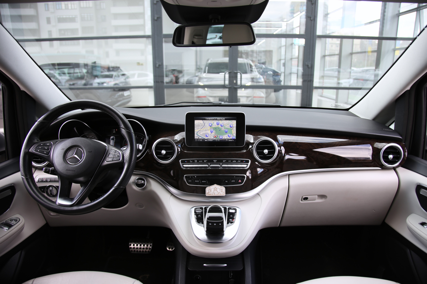 Mercedes-Benz V-Class