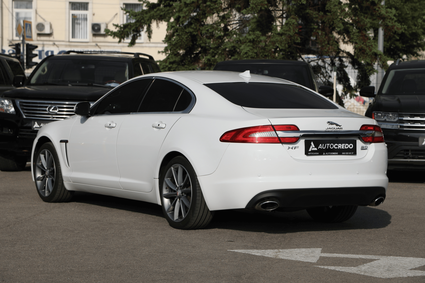 Jaguar XF