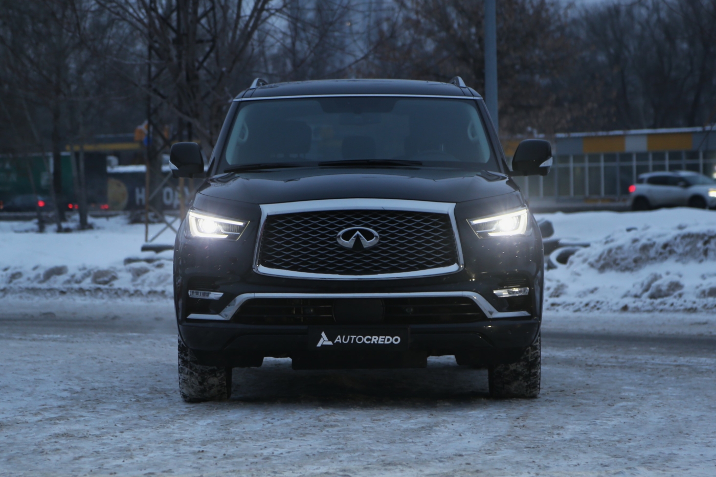Infiniti QX80
