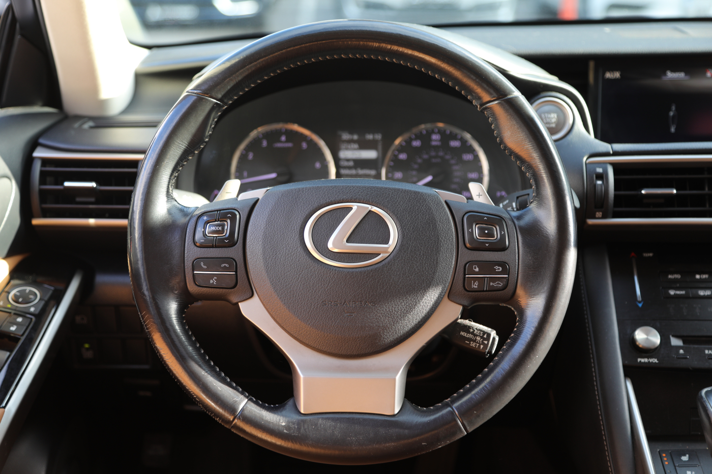 Lexus IS