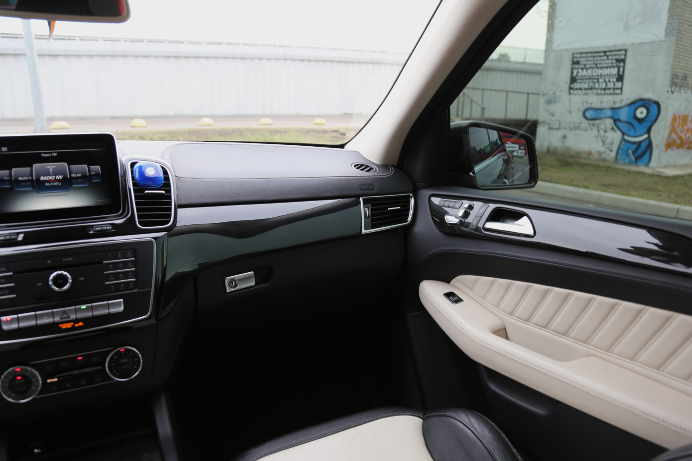 Mercedes-Benz GLE-Class