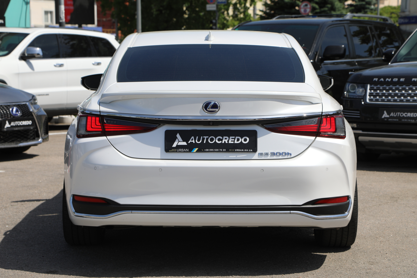 Lexus ES