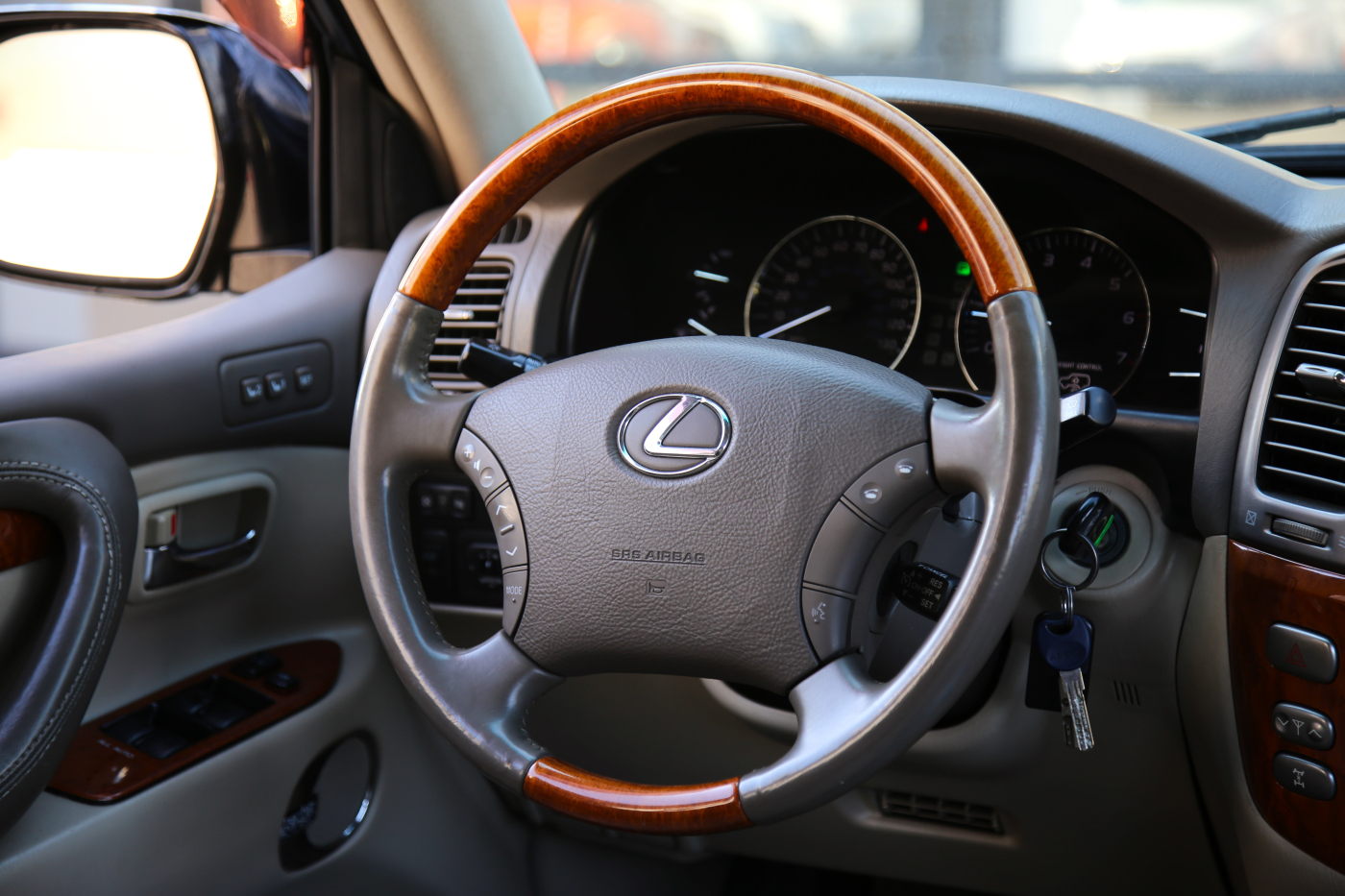 Lexus LX
