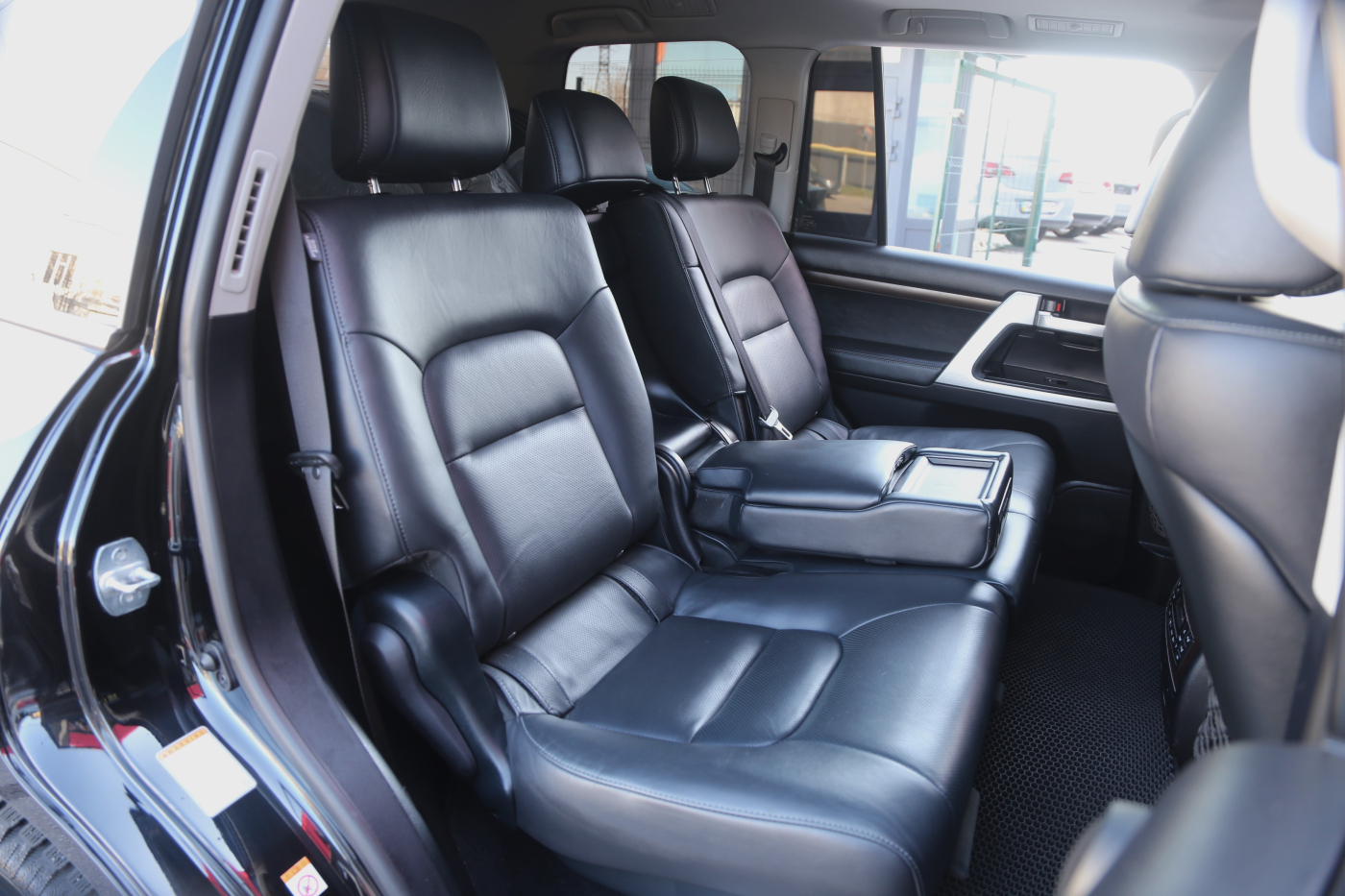 Toyota Land Cruiser (все)