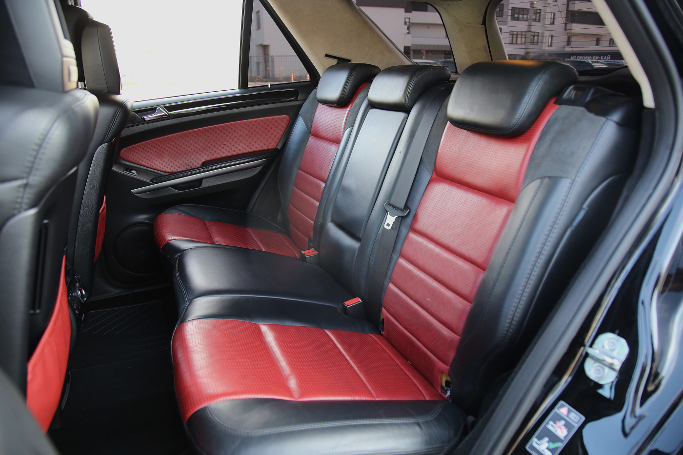 Mercedes-Benz M-Class