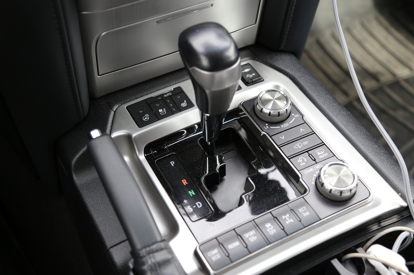 Toyota Land Cruiser (все)