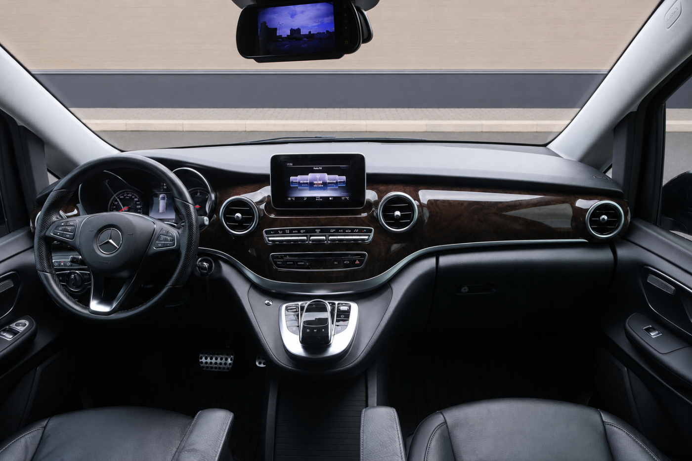 Mercedes-Benz V-Class