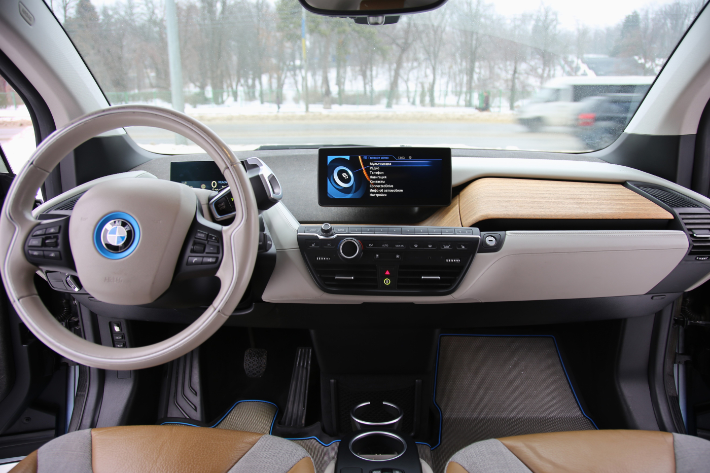 BMW I3