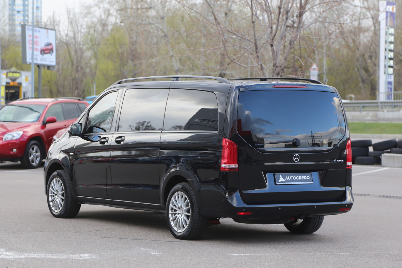 Mercedes-Benz V-Class