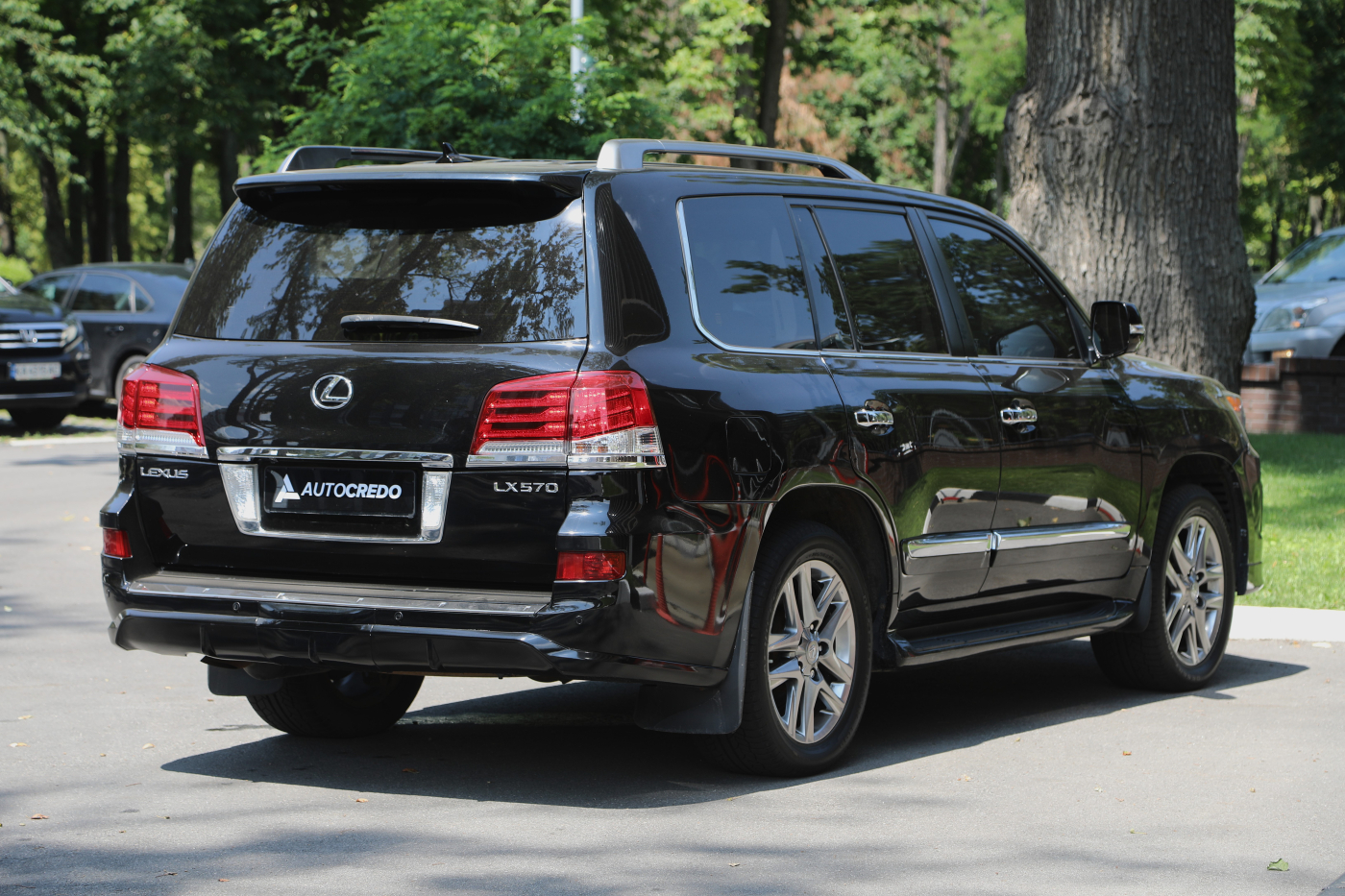 Lexus LX