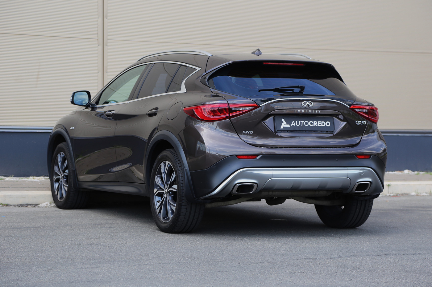 Infiniti QX30