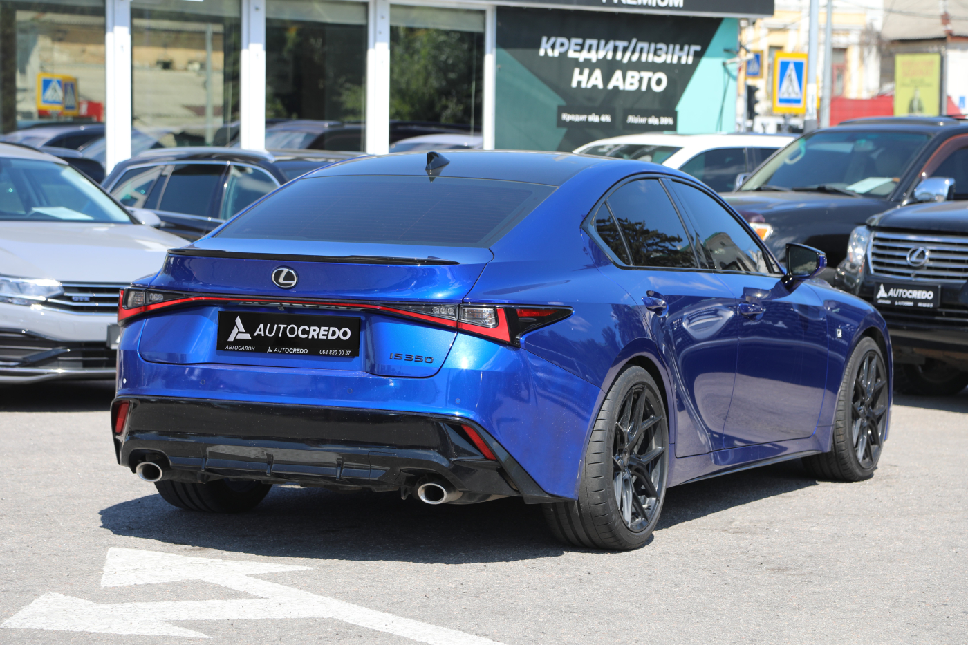 Lexus IS