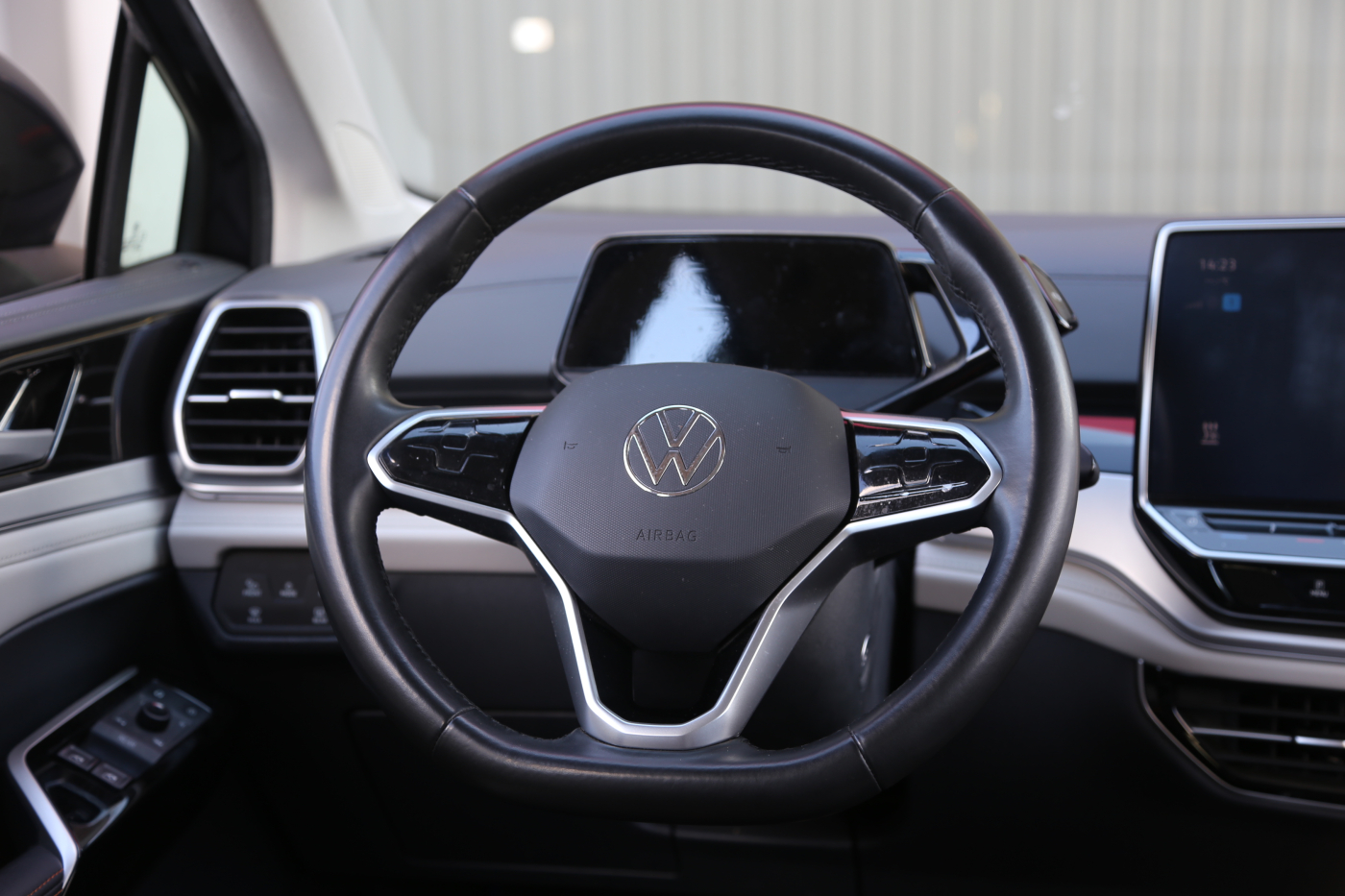 Volkswagen ID.6