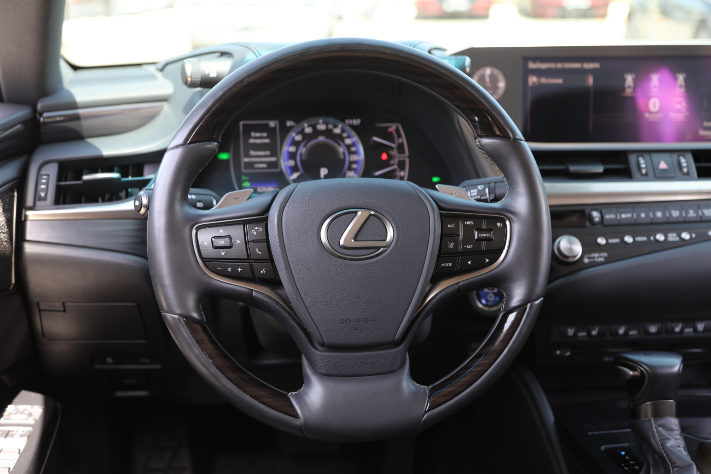 Lexus ES