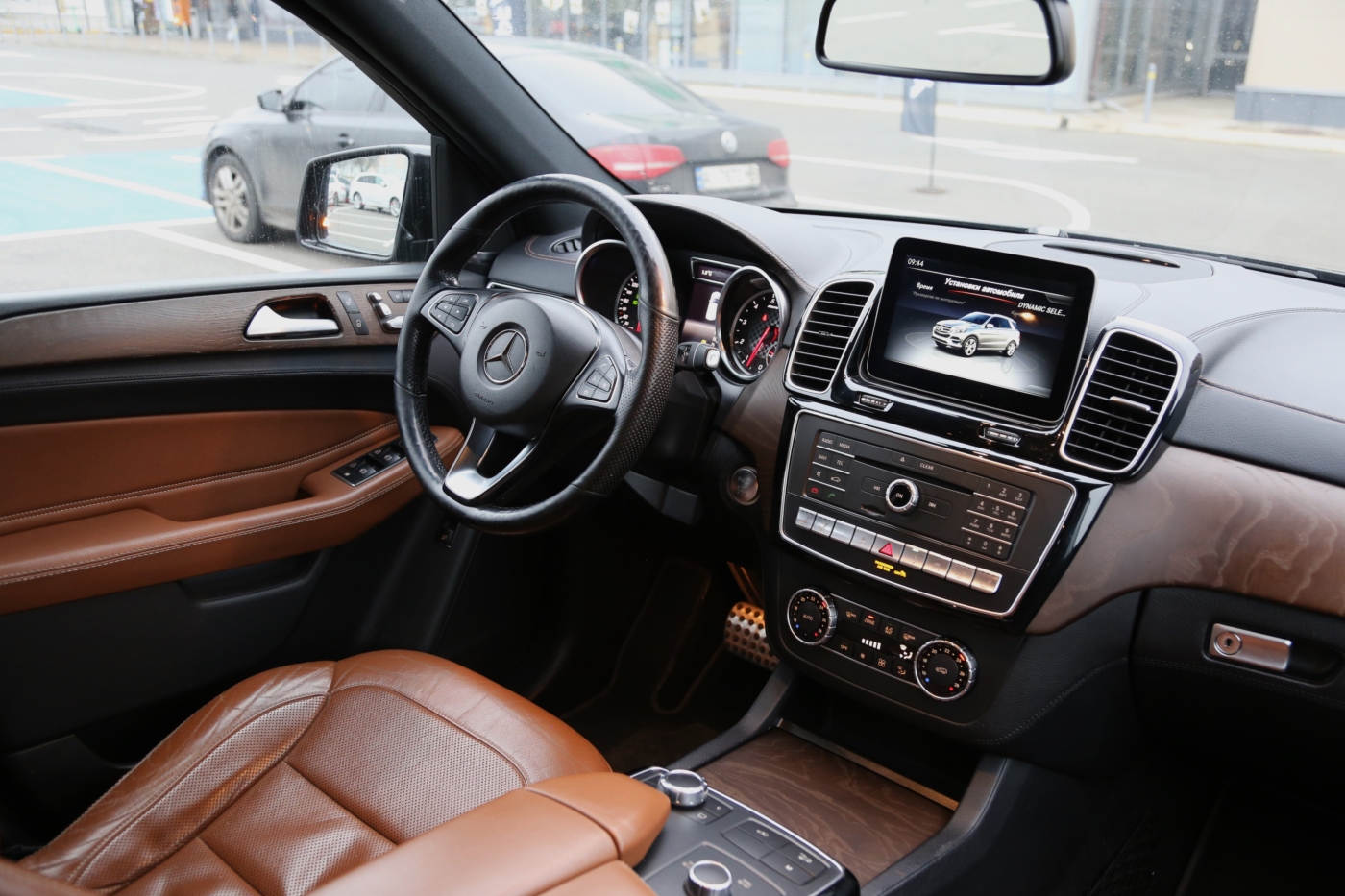 Mercedes-Benz GLE-Class