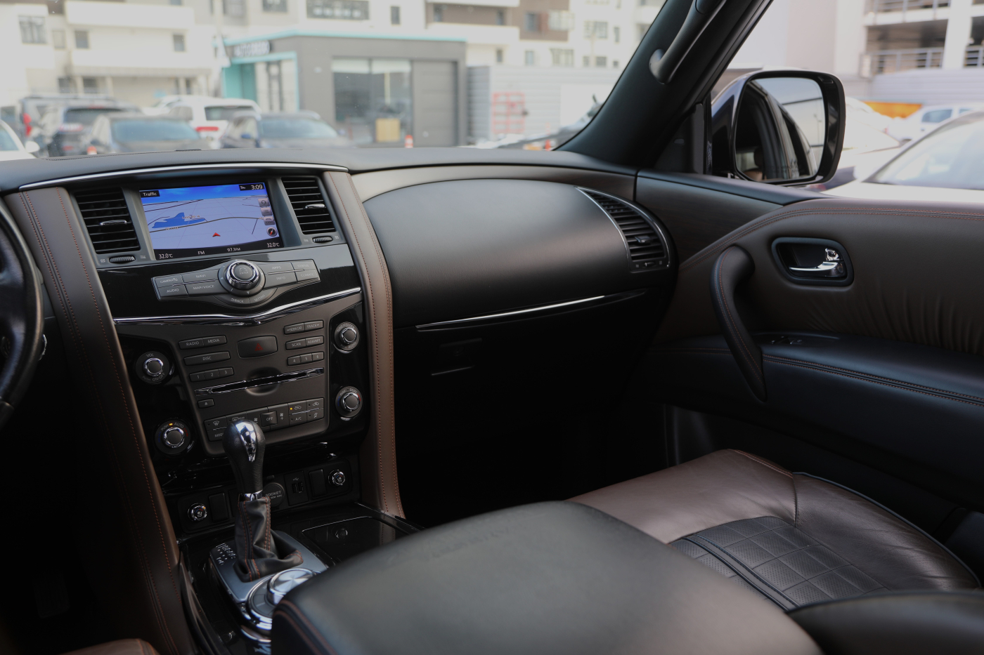 Nissan Armada