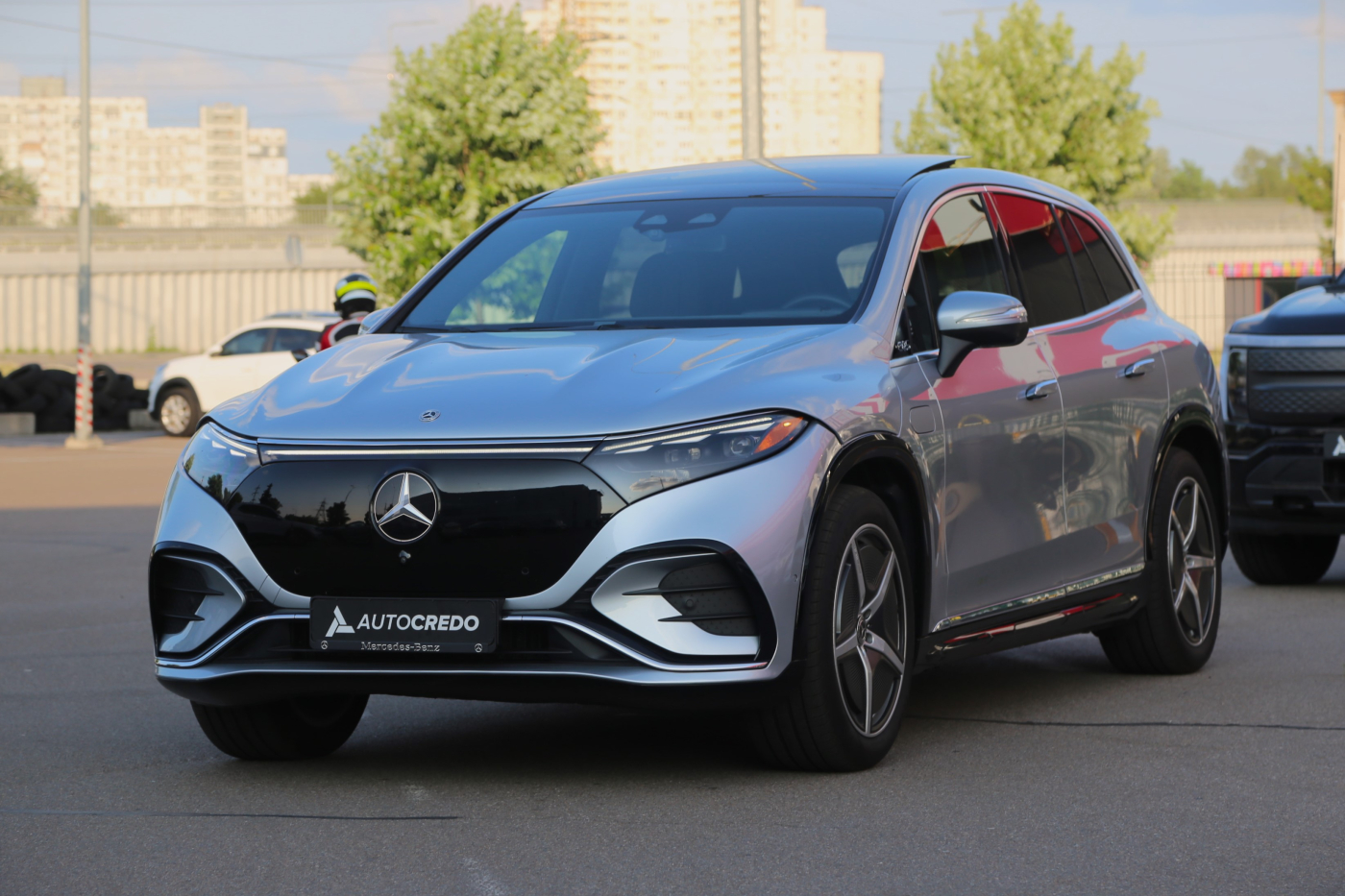 Mercedes-Benz EQS SUV