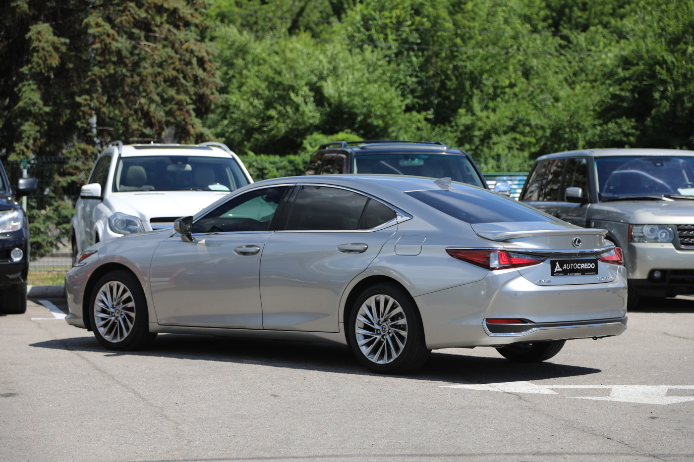 Lexus ES