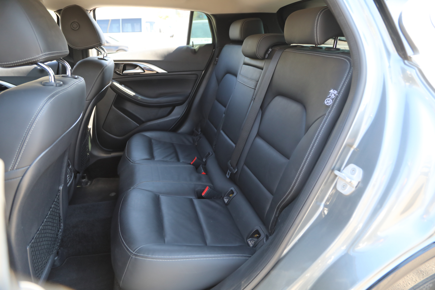 Infiniti QX30
