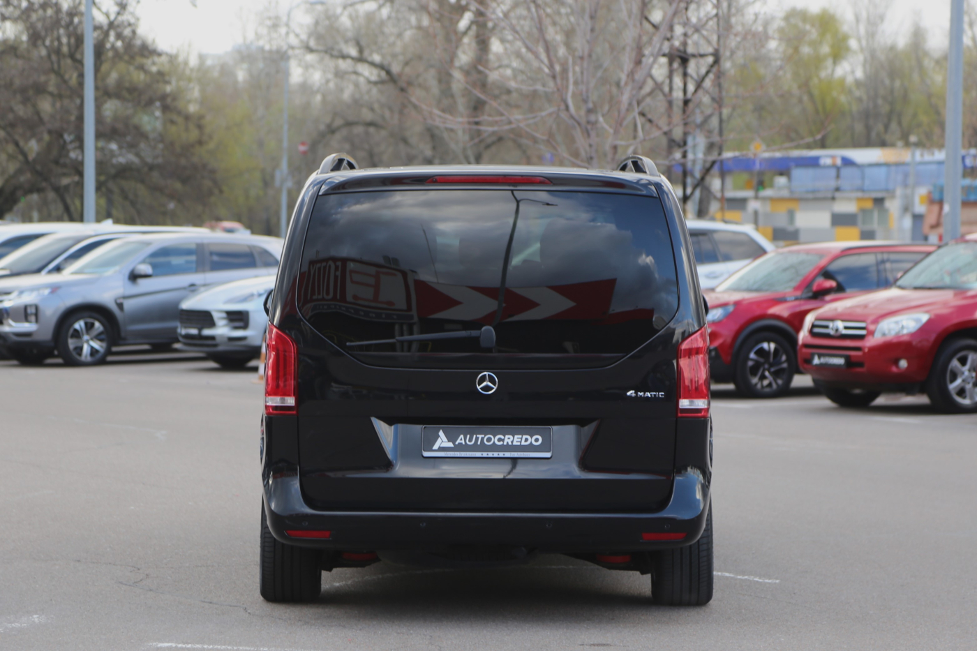 Mercedes-Benz V-Class