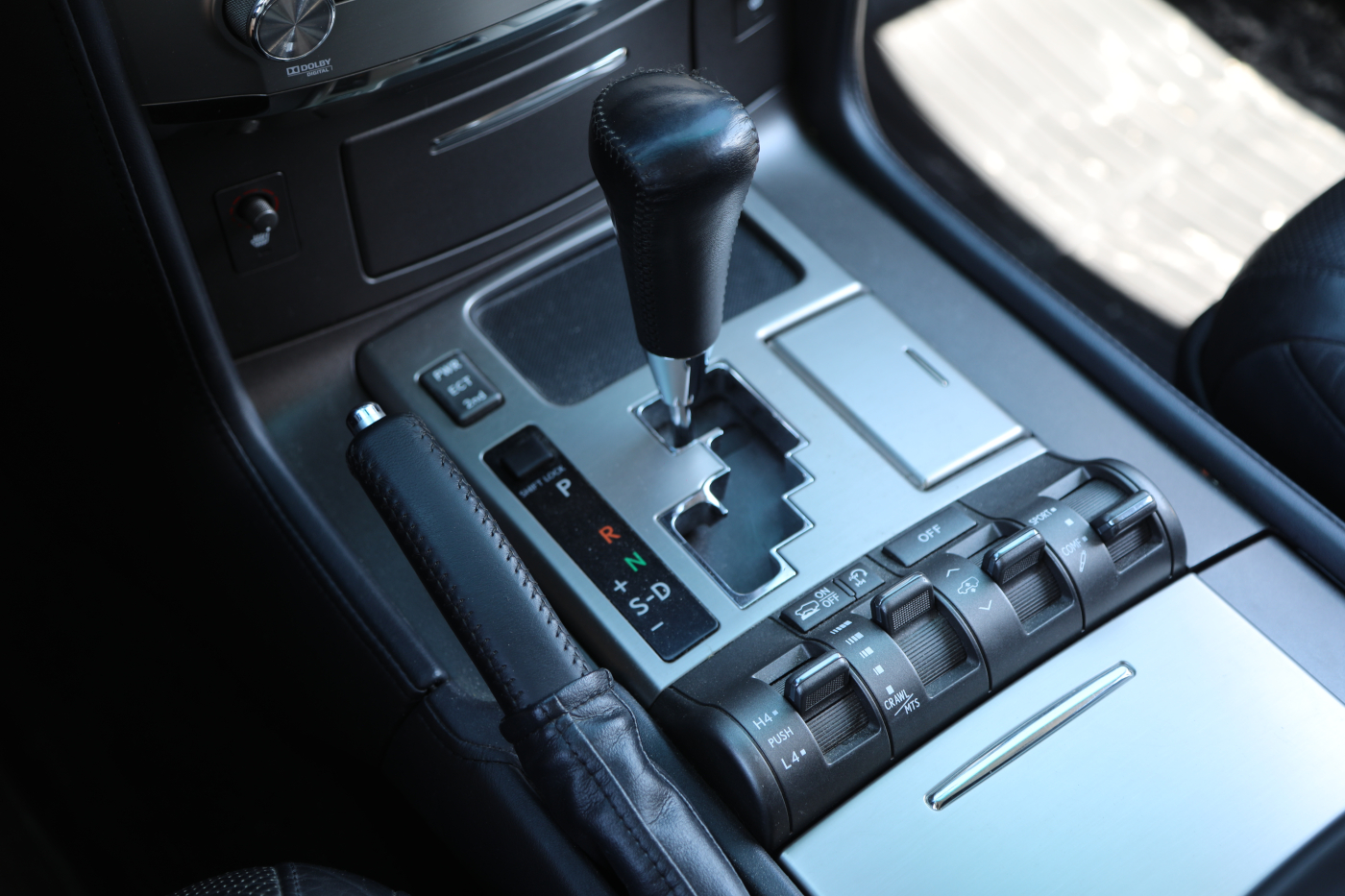Lexus LX