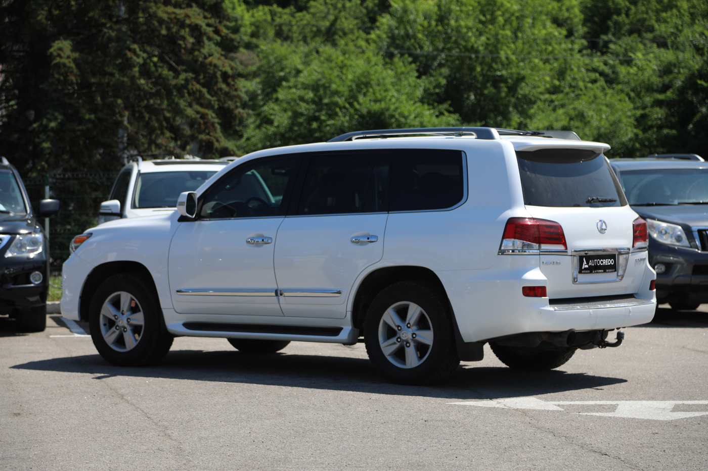 Lexus LX
