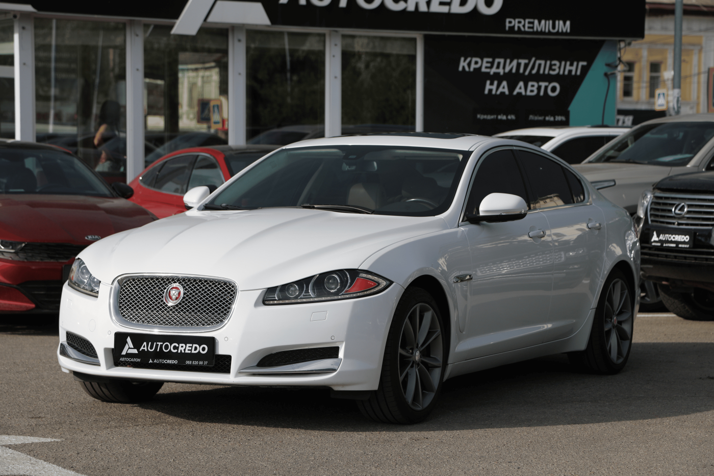 Jaguar XF