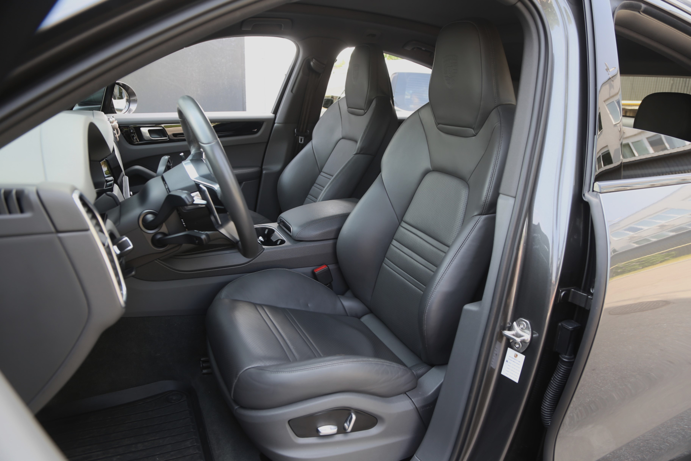 Porsche Cayenne Coupe